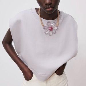 Zara plush vest Short with round neck and armhole sleeves